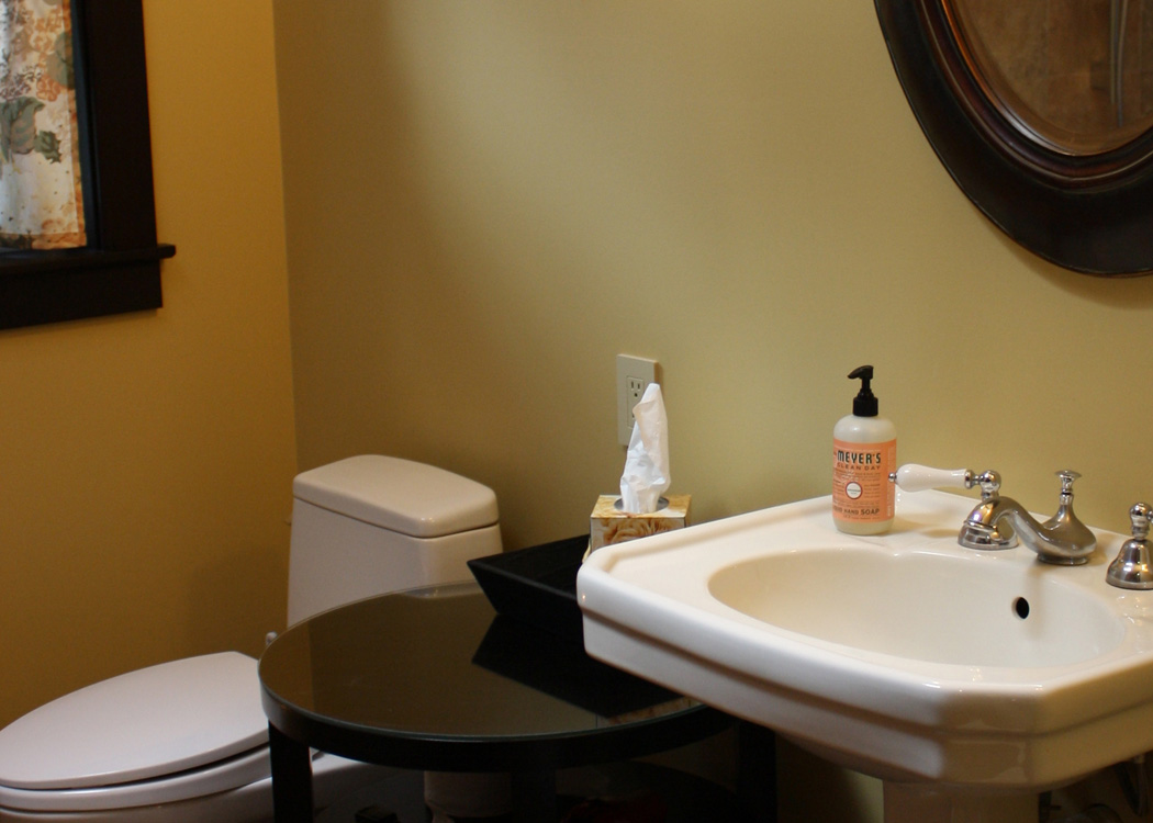 Mendocino Vacation Rental Red Barn Retreat Bathroom View