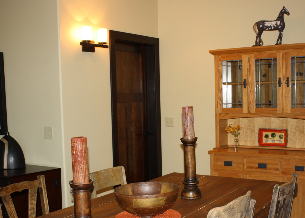 Mendocino Vacation Rental Red Barn Retreat Gathering Table Three